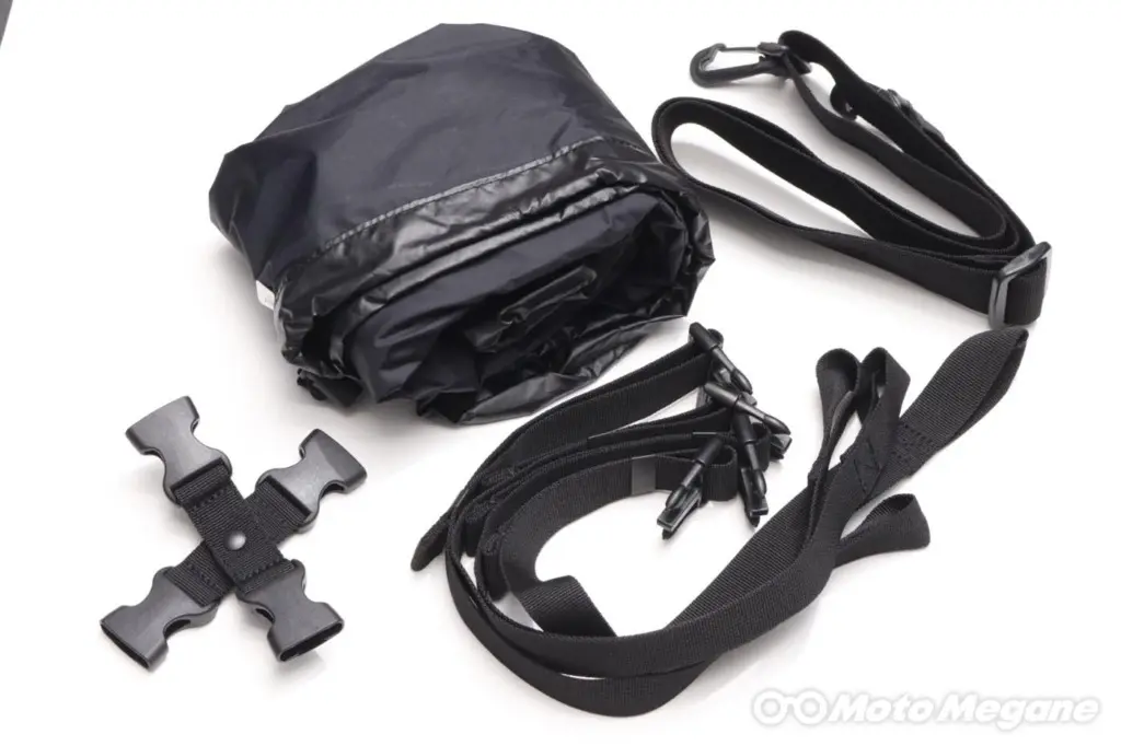 瞬時にテーブルに変身するオリジナリティ！キャンプテーブルシート