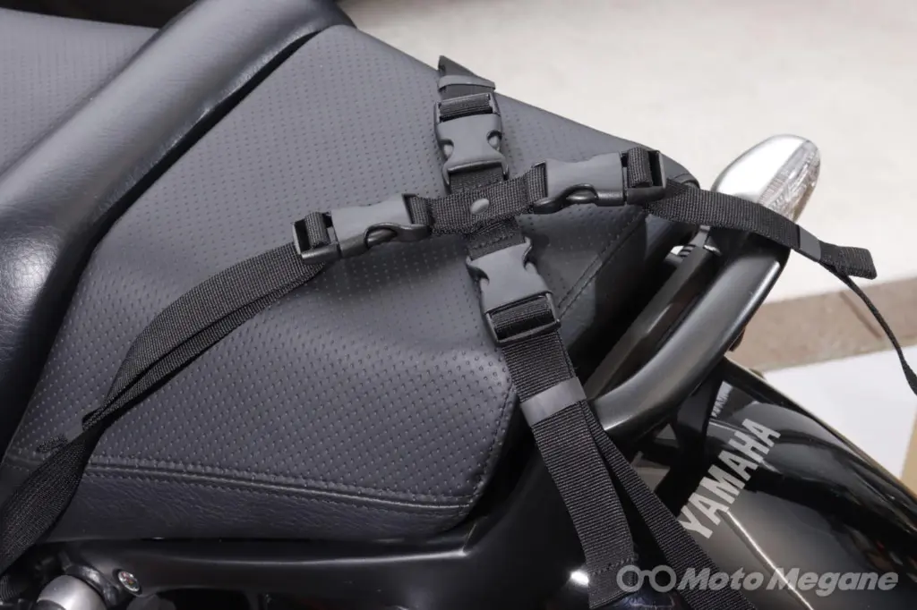 瞬時にテーブルに変身するオリジナリティ！キャンプテーブルシート