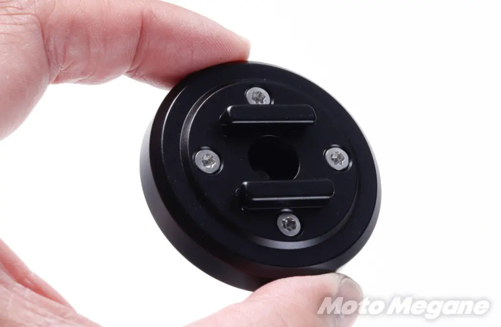 バイクの振動からスマホを護る 防振性 を備えたスマホホルダーを紹介 Motomegane モトメガネ