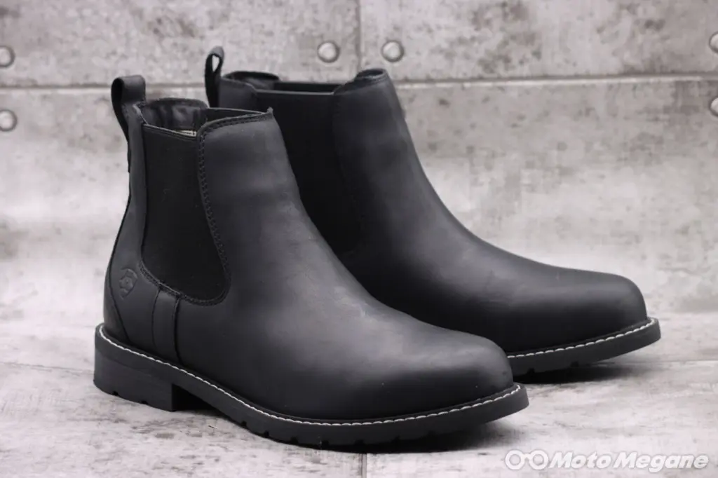 お値下げしました⭐︎ARIAT アリアット 乗馬ブーツ 世界が認めた乗馬ブーツ「ARIAT」はバイク乗りにもおすすめな