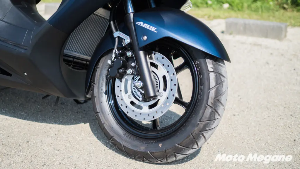 バーグマン200ABSの足つき/燃費/走破性などの試乗インプレッション