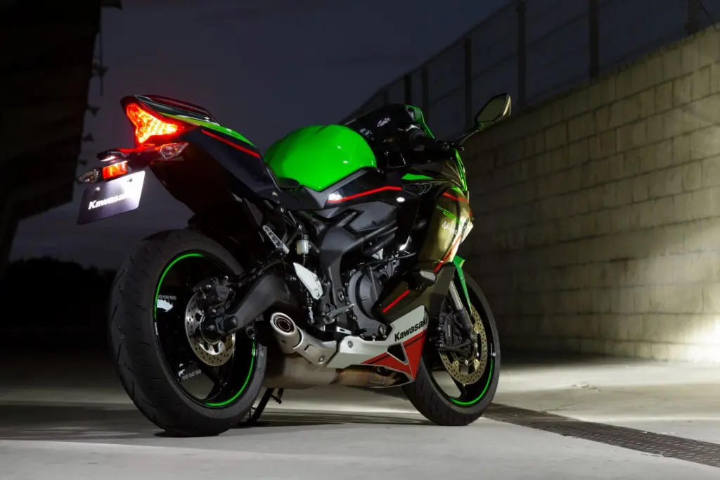 250cc4気筒！カワサキ「ZX-25R」2022年モデルを9/10から販売開始