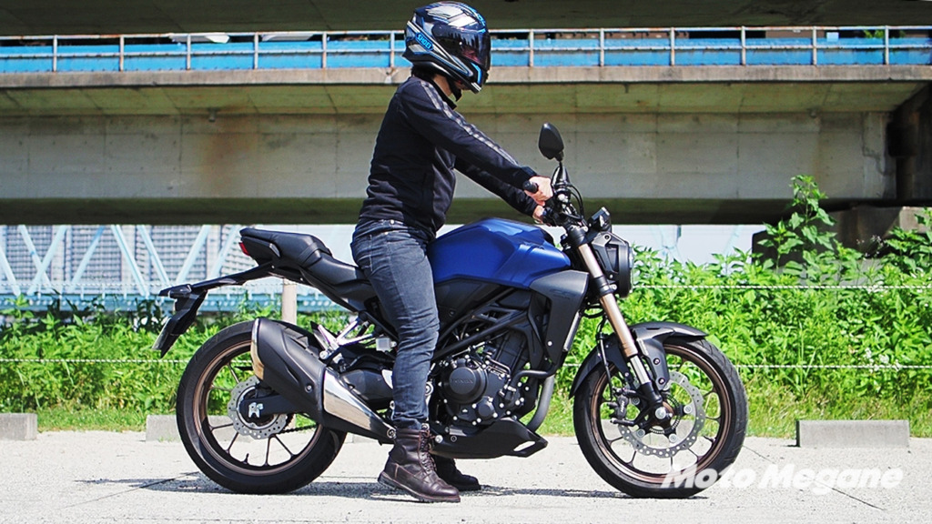 Cb250rは軽い 安いだけじゃない 魅力を徹底検証 試乗インプレ Motomegane バイク オートバイの情報ならパークアップ