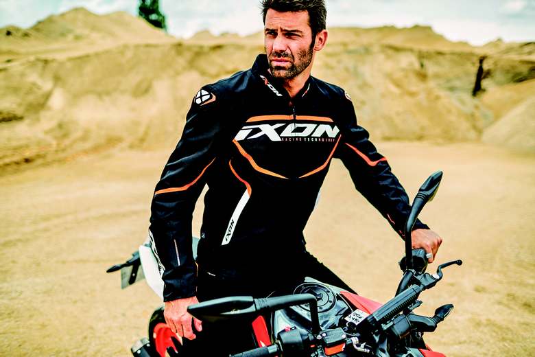 気になるフランス製ジャケット】IXON(イクソン)からスタイリッシュで高機能な3シーズンジャケットが登場！ |  【MotoMegane】バイク・オートバイの情報ならパークアップ