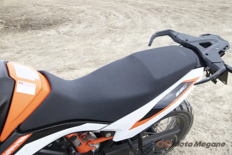 KTM 890 ADVENTURE RはWP PROサスと多彩なエンジンモードが秀逸