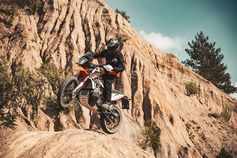 KTM 890 ADVENTURE R（オプション装着車）