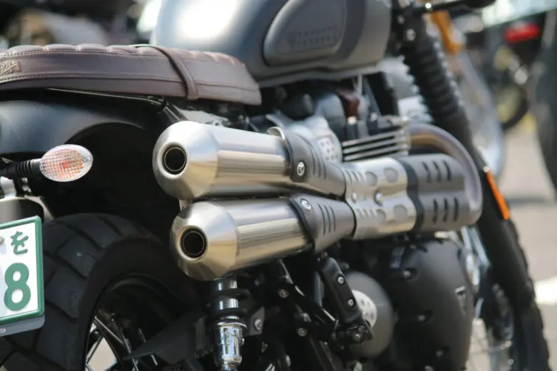 sr400キャブ車用アップマフラーサイレンサータイプ ヤマハ 1jr