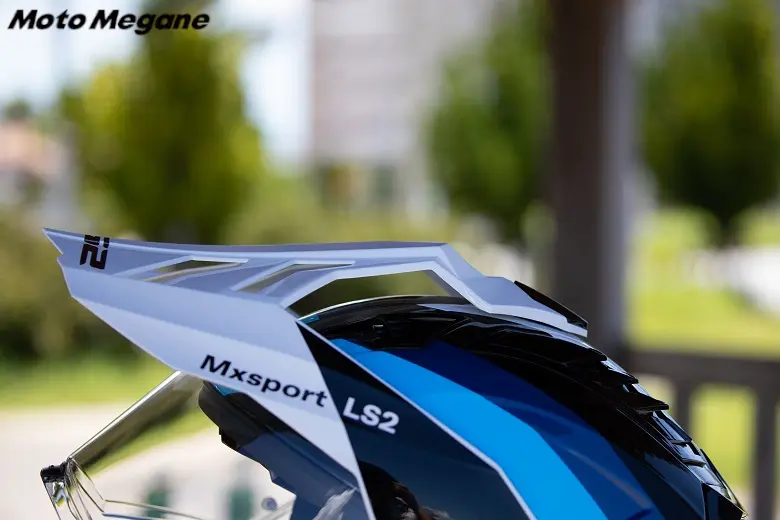 驚きの価格！多機能アドベンチャーバイクヘルメット『LS2