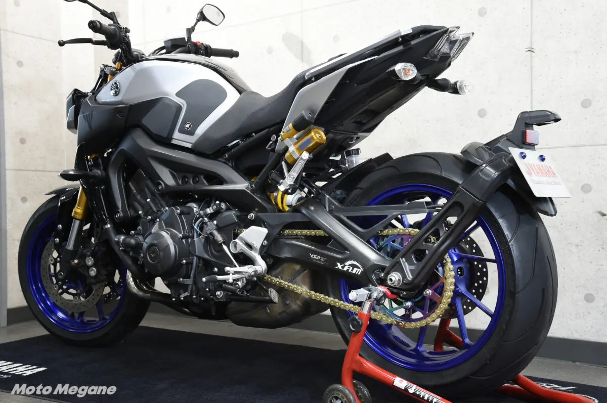 トリッカーの純正リアホイール、タイヤ、スプロケ、ディスク フレ無し!CL250 MC57純正リアホイール ディスクローター