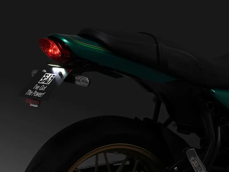 デザイン性と耐久性を兼ね備えた Z650RS用フェンダーレスKITがヨシムラ