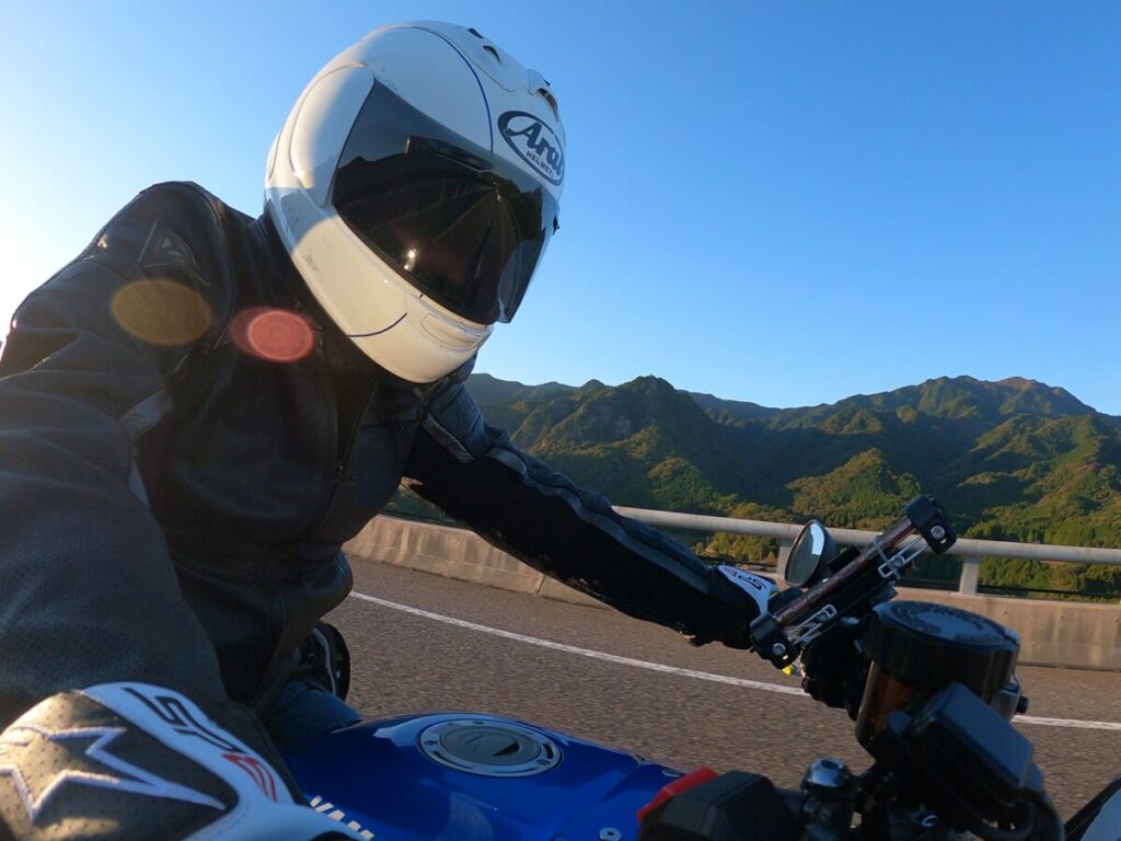 ライダーに寄り添う“次世代マシン”XSR900　制限速度内で楽しいその秘密とは？