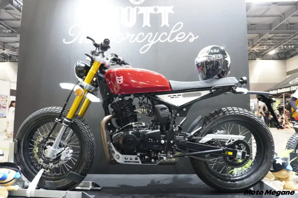 躍進目覚ましいバイク用タイヤ『ティムソン』はロングライフでグリップ