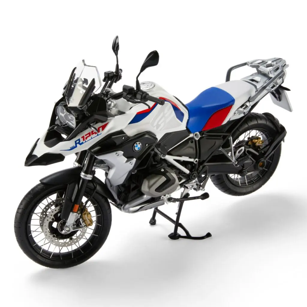 【新品】BMW M1000RR 1/10スケール ミニチュアバイク 公式グッズ 新品】BMW M1000RR 1/10スケール ミニチュアバイク 公式グッズ