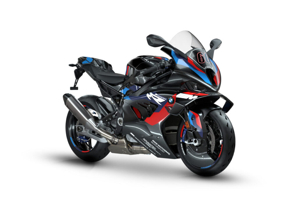 究極のバイク 市販車最速クラス「BMW M1000 RR」が東京MCSで日本初公開