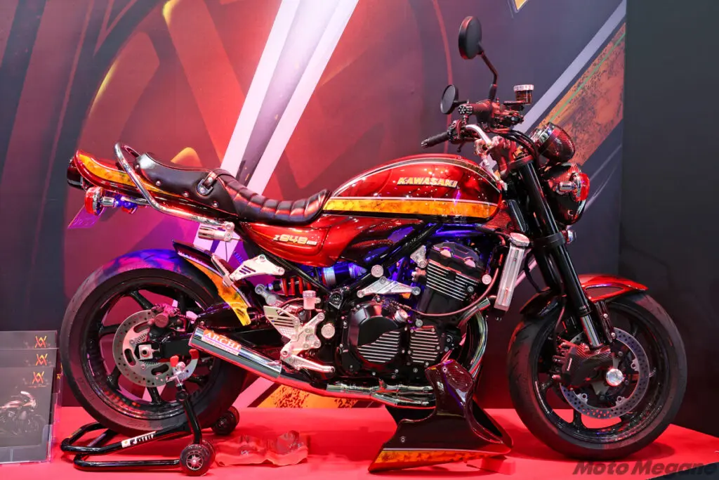 ARCHI Z900RS ビレット・ハニカム エンジンヘッドマウントキット 000000002526_ICFPgjQ.jpg