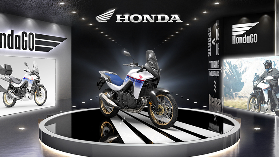 ホンダ　モーターサイクルショーにて国内初公開となる2モデルを含む38台を展示