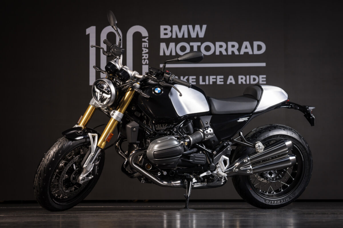 100周年モデル「R12nineT」を発表 よりカスタムが楽しめる仕様にBMW 【MotoMegane】バイク・オートバイの情報ならパークアップ