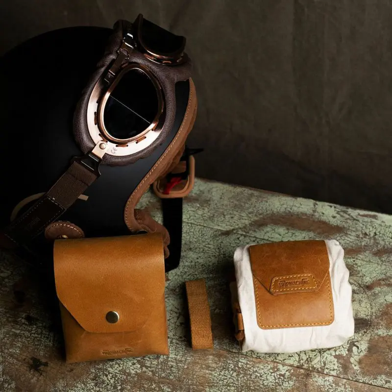 バイクのワンポイントにも最適 トリップマシンの新作ヘルメットバッグ