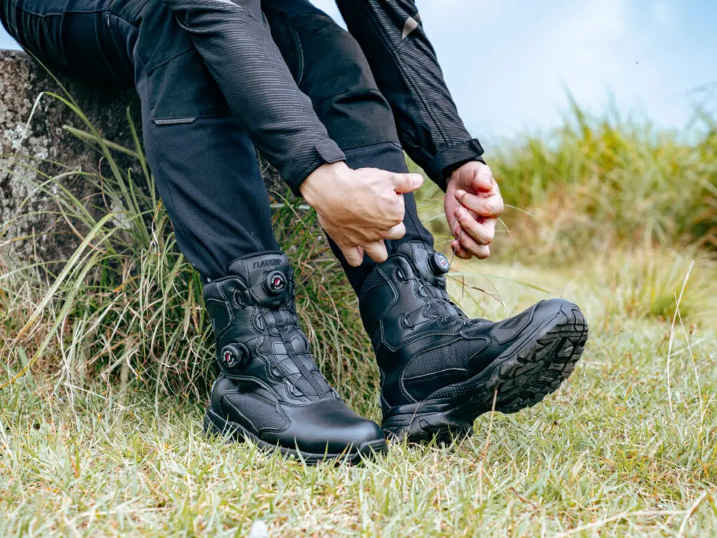 2年使って分かった”ベストバイアイテム”なライディングブーツ【FLAG