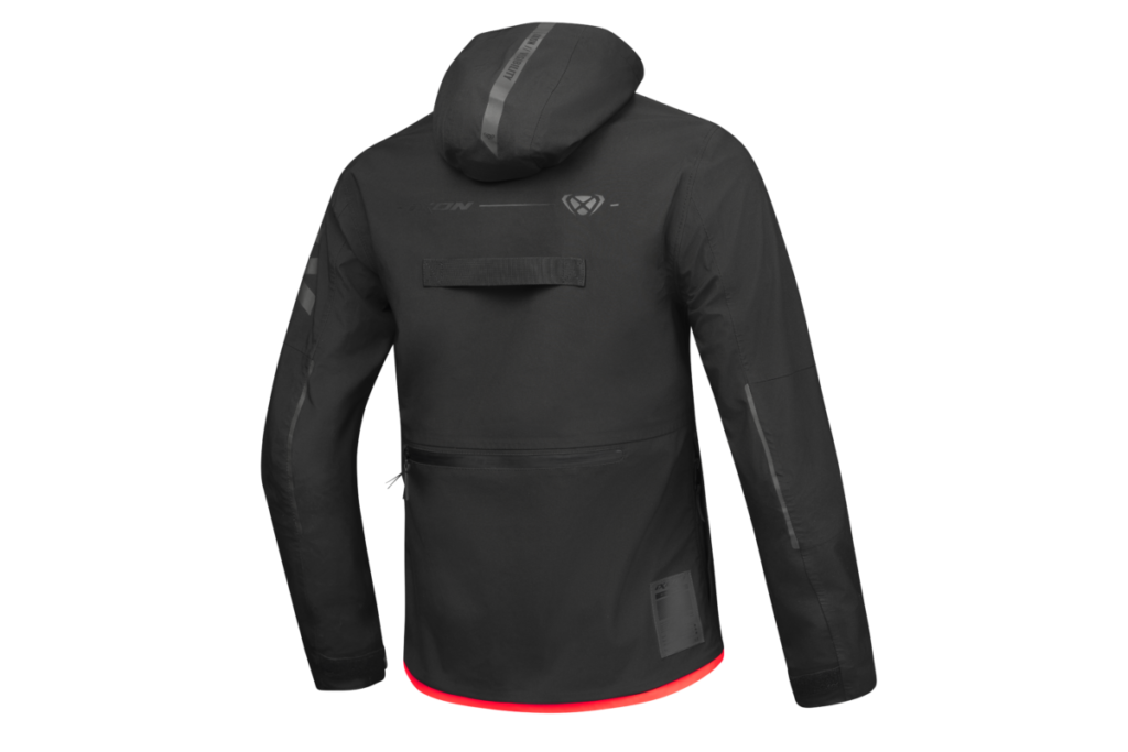 ツーリングを楽しむ大人の秋冬ウェア IXONから撥水性に優れたアパレル