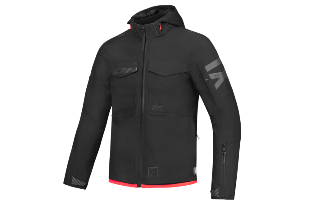 ツーリングを楽しむ大人の秋冬ウェア IXONから撥水性に優れたアパレル