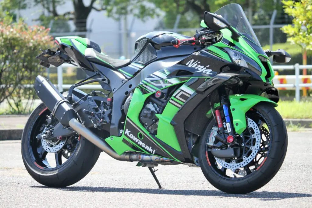ベアリングカスタムで250のような取り回しを可能に ZX-10R【みんなの