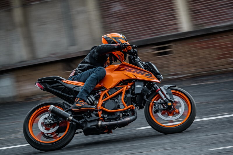 新型KTM 390 DUKEの予約販売を開始！AICHI SKY EXPOにて国内初披露