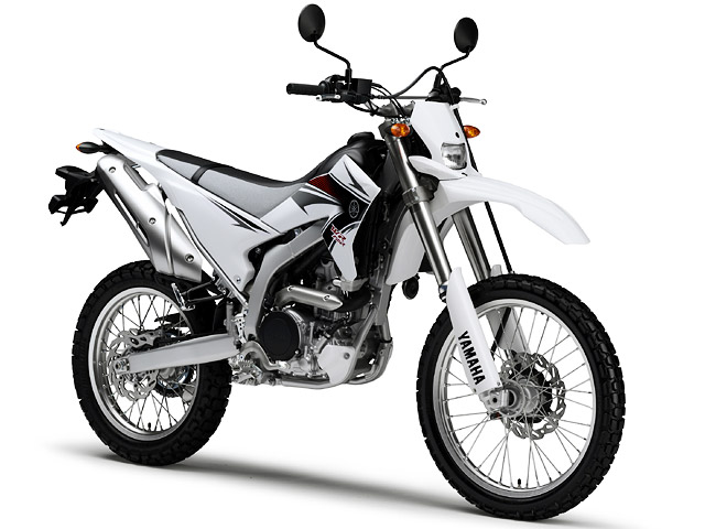 ヤマハ渾身のオフロードモデル『WR250R』【2023年版・平均買取価格】