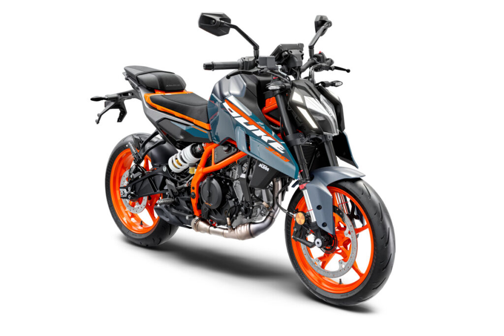 新型KTM 390 DUKEの予約販売を開始！AICHI SKY EXPOにて国内初披露