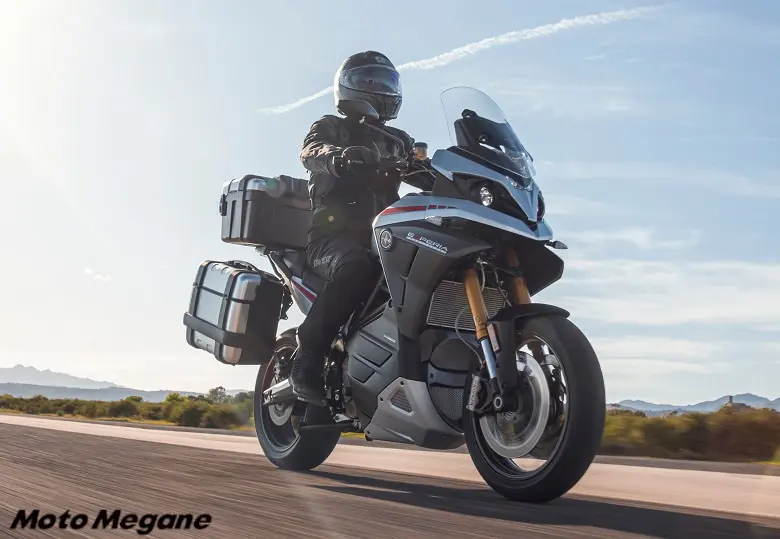 近未来は現実に！ イタリア発、世界最高峰のハイパワー電動バイクが