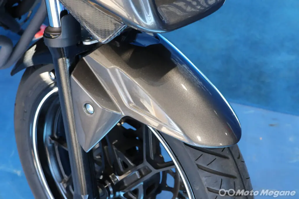 あの頃」のカタナを令和に再現。現行バイクに魂を吹き込むMFDが匠の技