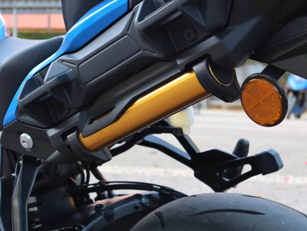 スズキ初の電子制御サスペンションを搭載したGSX-S1000GXがやって来る 