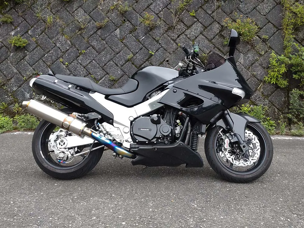 乗りやすさが忘れられず再び購入した相棒 ZZR1100D【みんなのバイク