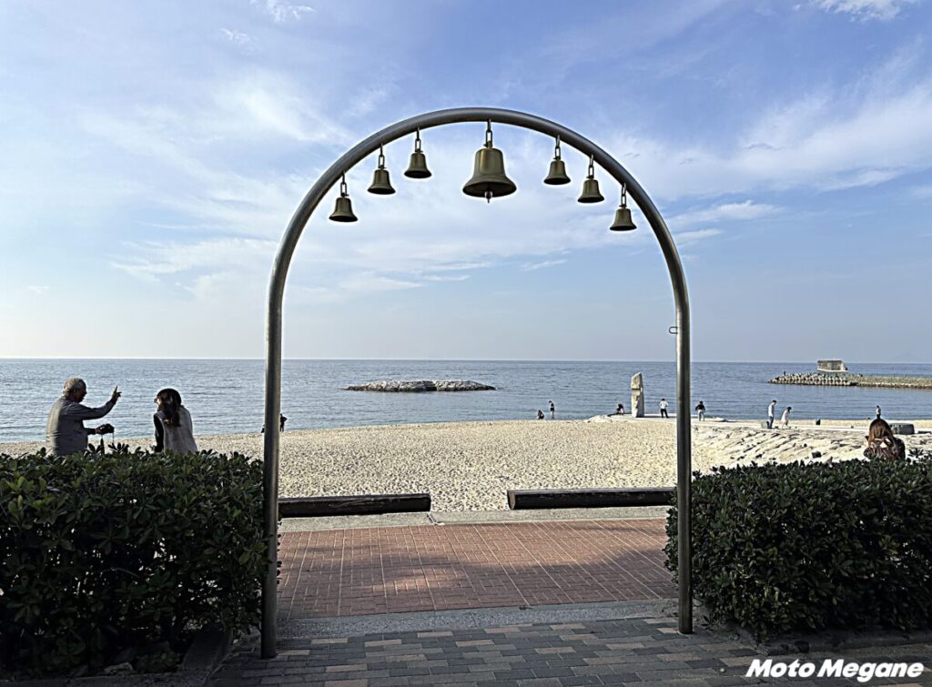 【愛媛県】海に沈む夕陽が絶景！絶好の夕陽スポット「道の駅 ふたみ」【バイクツーリング道の駅探訪】