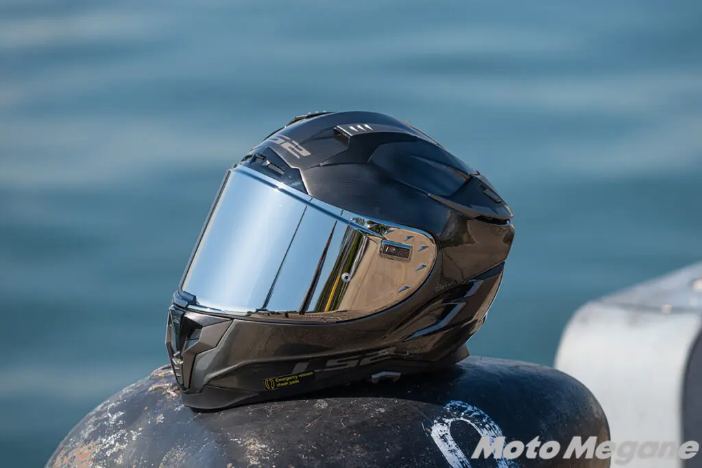 LS2 チャレンジャーF XLサイズ バイク用ヘルメット インカム付き CHALLENGER F - LS2 Helmets