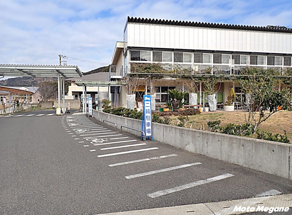 【千葉県】廃校になった小学校を道の駅にリノベーション！「道の駅 保田小学校」【バイクツーリング道の駅探訪】