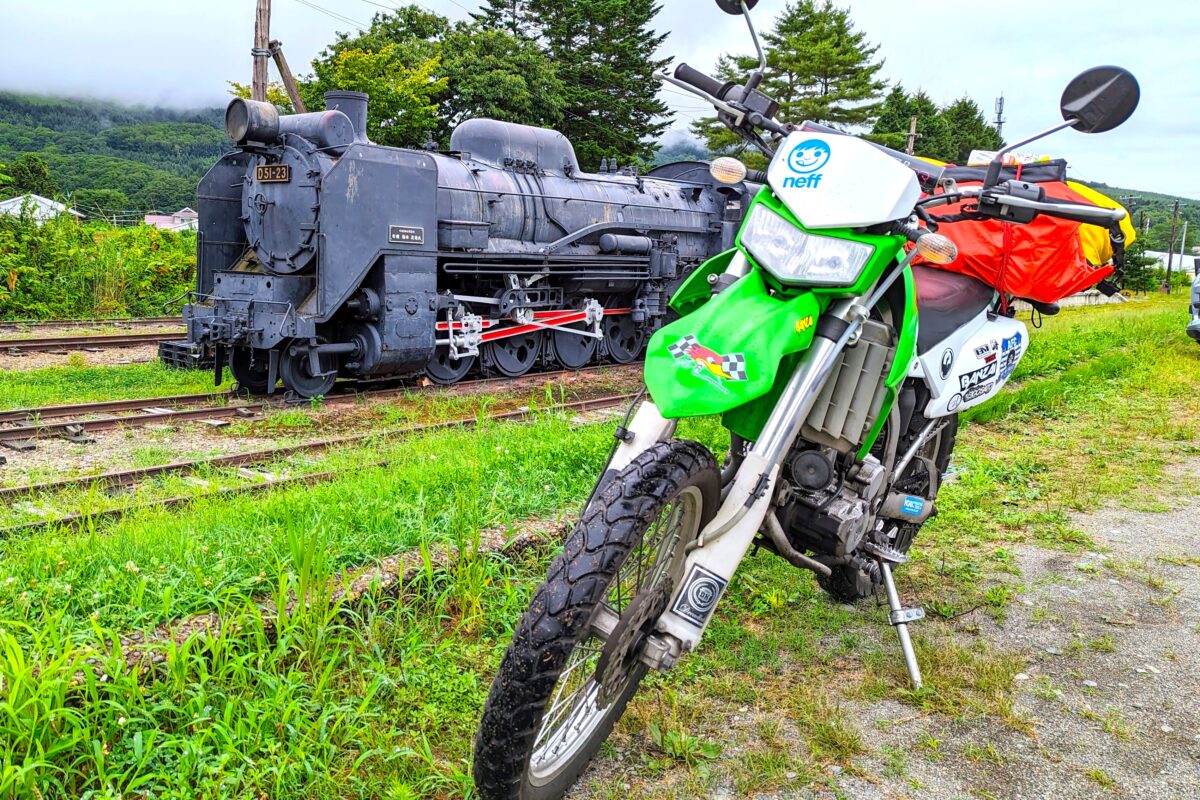 陸上自衛隊で大活躍！　カワサキKLX250 ベースの『偵察用オートバイ』を徹底解剖