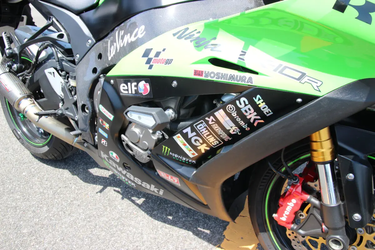カーバイ.10さん専用 Carbony:カーボニー ZX-10R 08-10年用 ドライカーボン アンダーテール