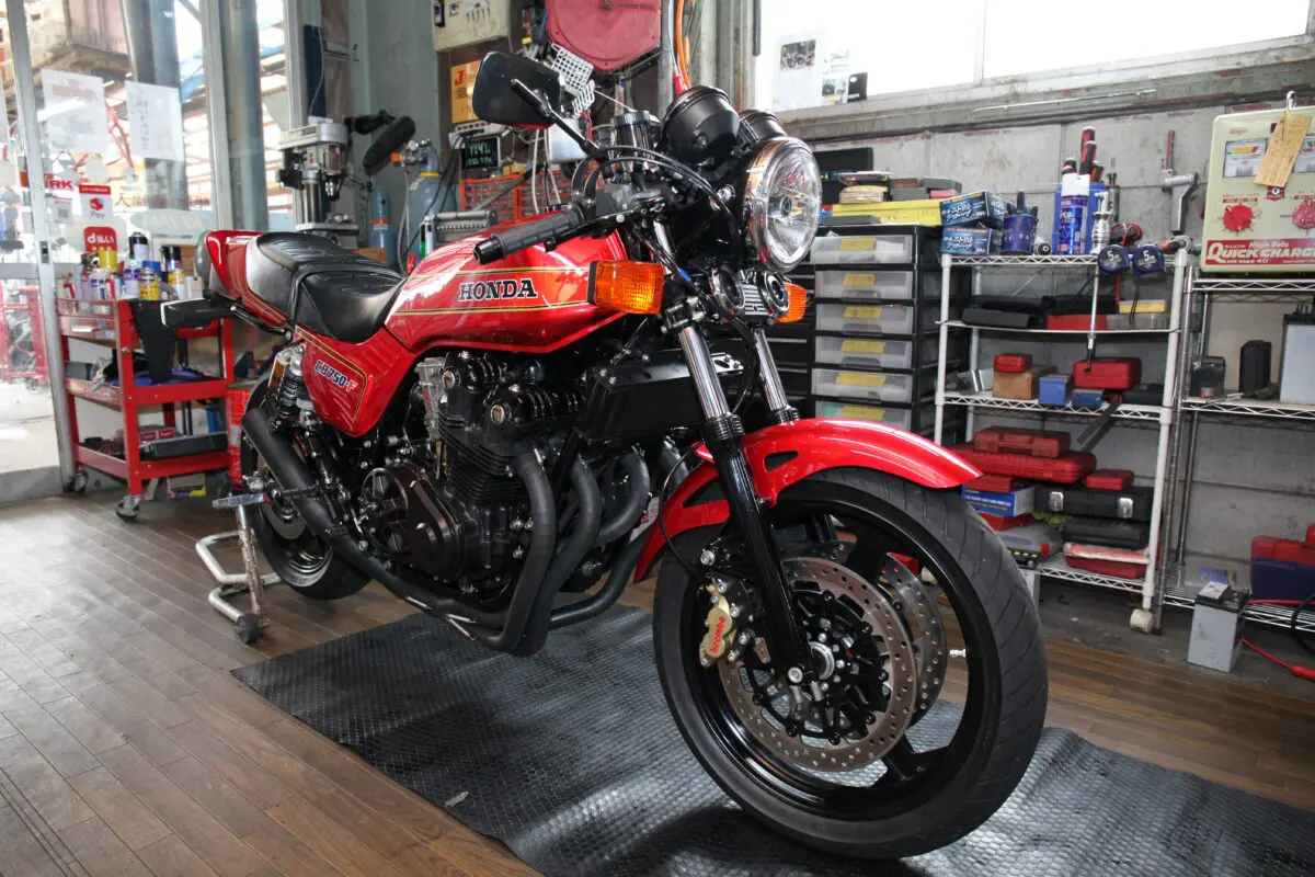 バイクのより良い状態を“取り戻す”！ CB750Fをシンセティックゾイルで
