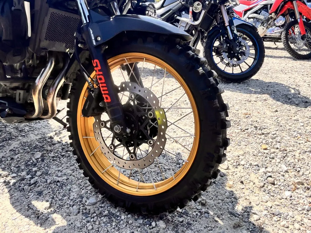 ガチオフ仕様に大変身！ 400X | 【モトメガネ】バイク・オートバイ