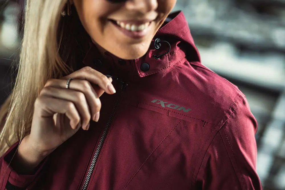 IXON イクソン ライディング ジャケット Sサイズ プロテクター付 機能にも見た目にもこだわりたいライダーへ IXONから新作