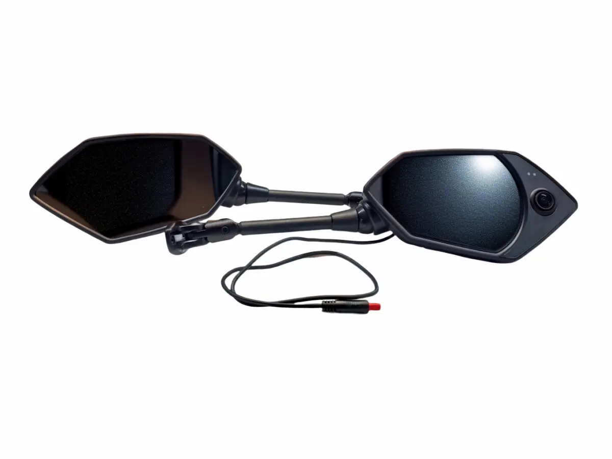 ミラー一体型ドラレコ「D-ride」にカウル取り付け用が登場 先行予約