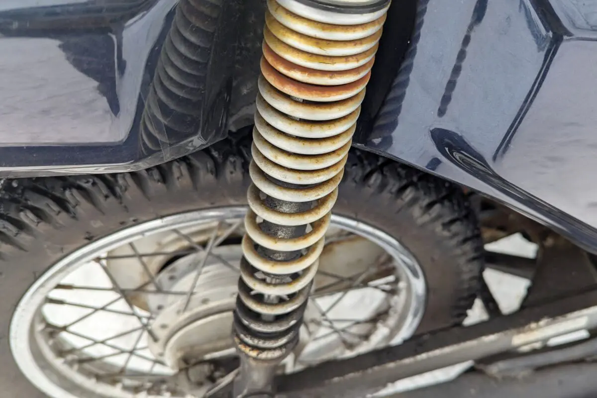 厳しい冬でも新聞を届けるタフなヤツ 「ホンダ・プレスカブ50