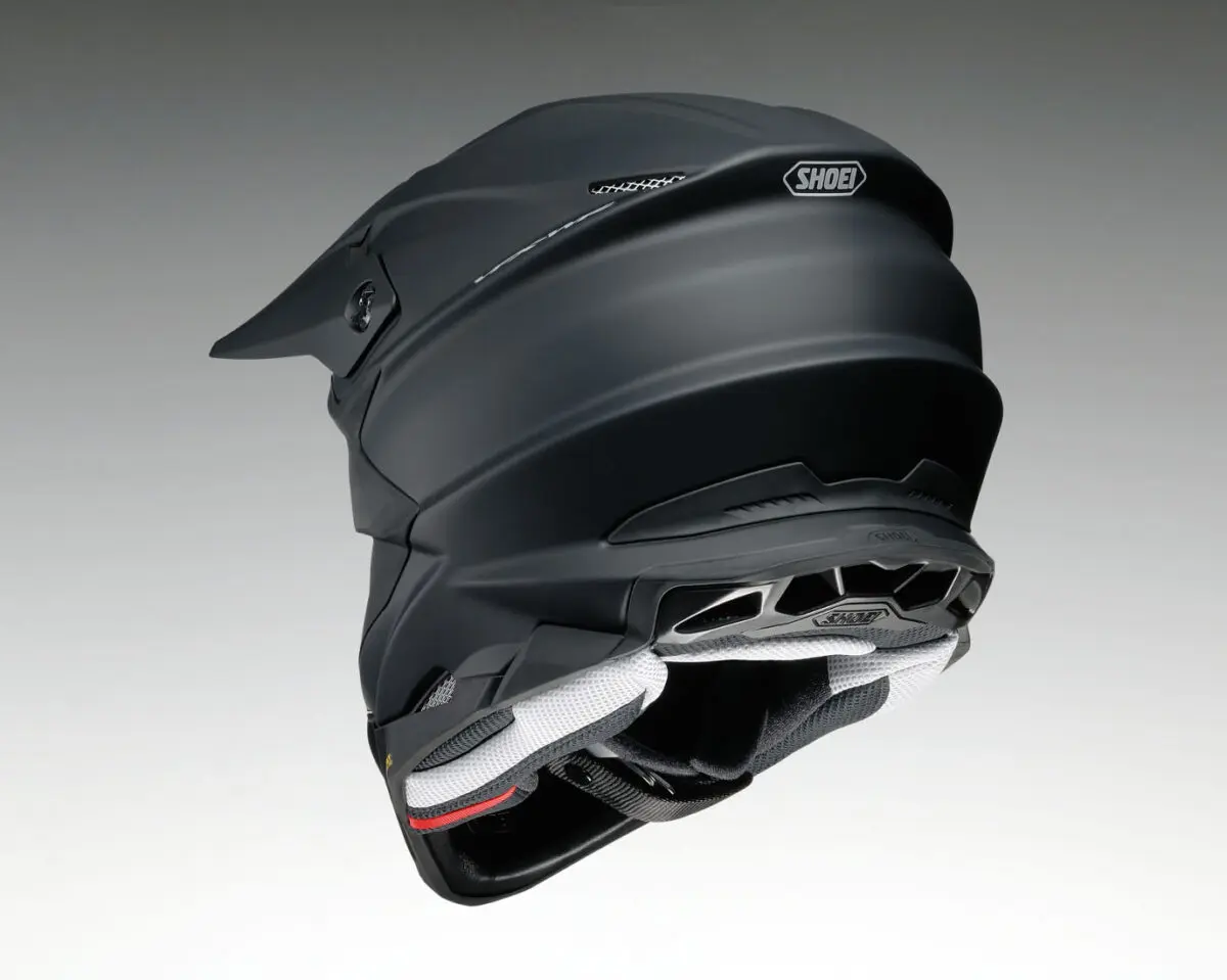 存在感ばつぐん！ SHOEI「VFX-WR」に新たなカラーバリエーション登場