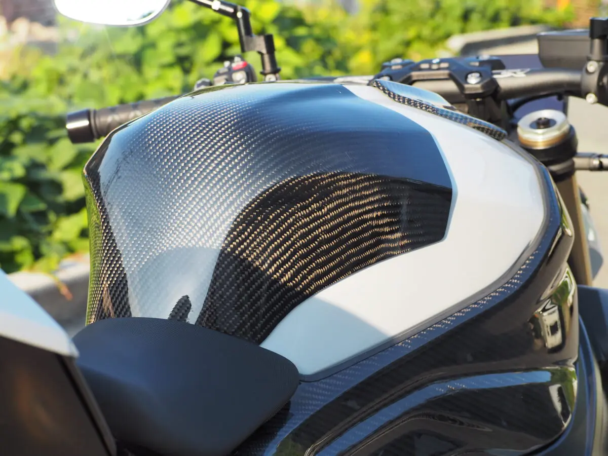 2014年式S1000R(K47) マジカルレーシング 綾織りカーボン/スモーク