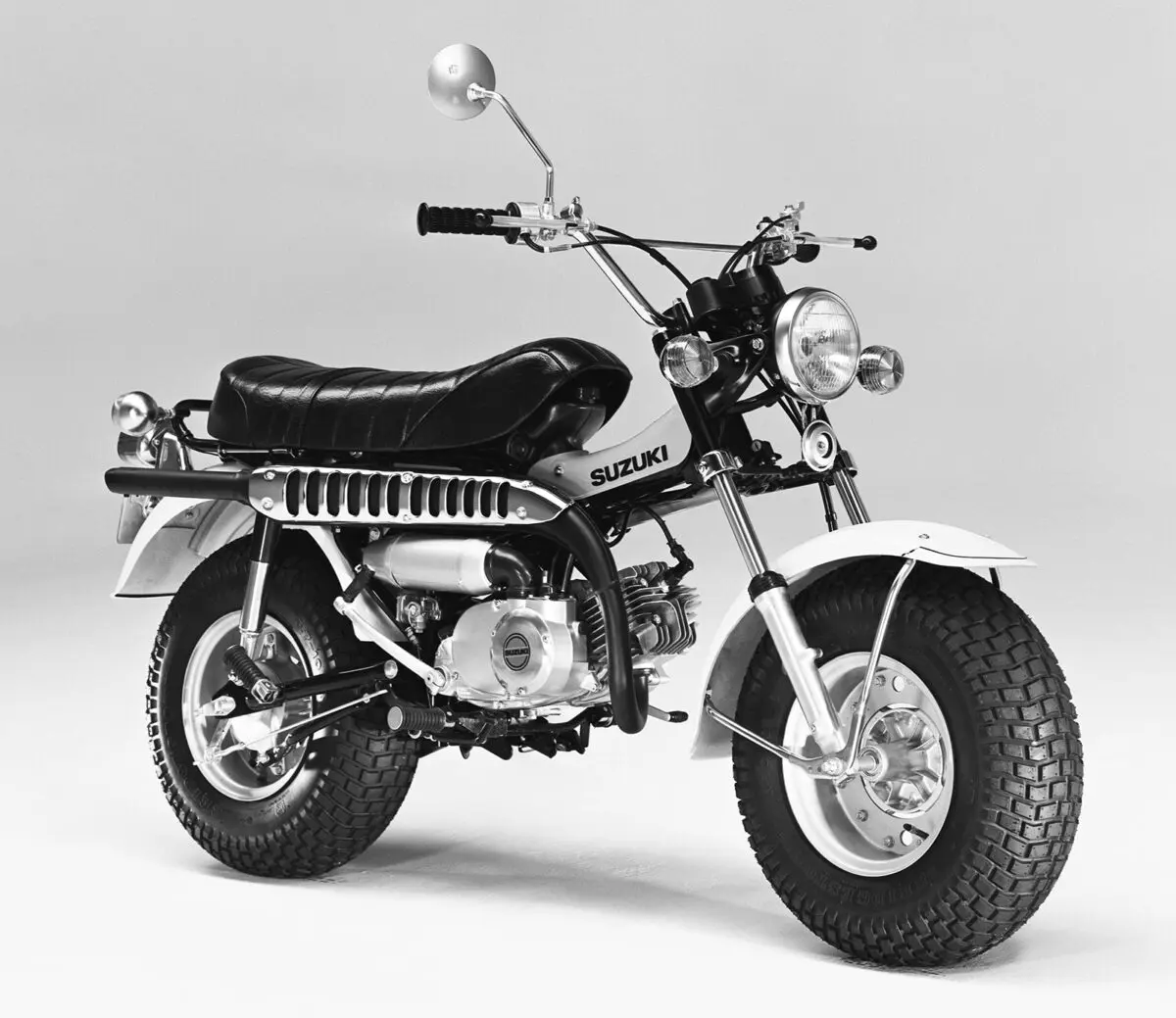 スズキのお家芸、ダジャレが生んだ名車！「バンバン」シリーズの秘密に