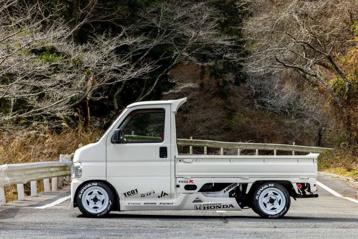 ホンダのDNAが宿るアクティトラックを、“タイプR”へと昇華するボディ