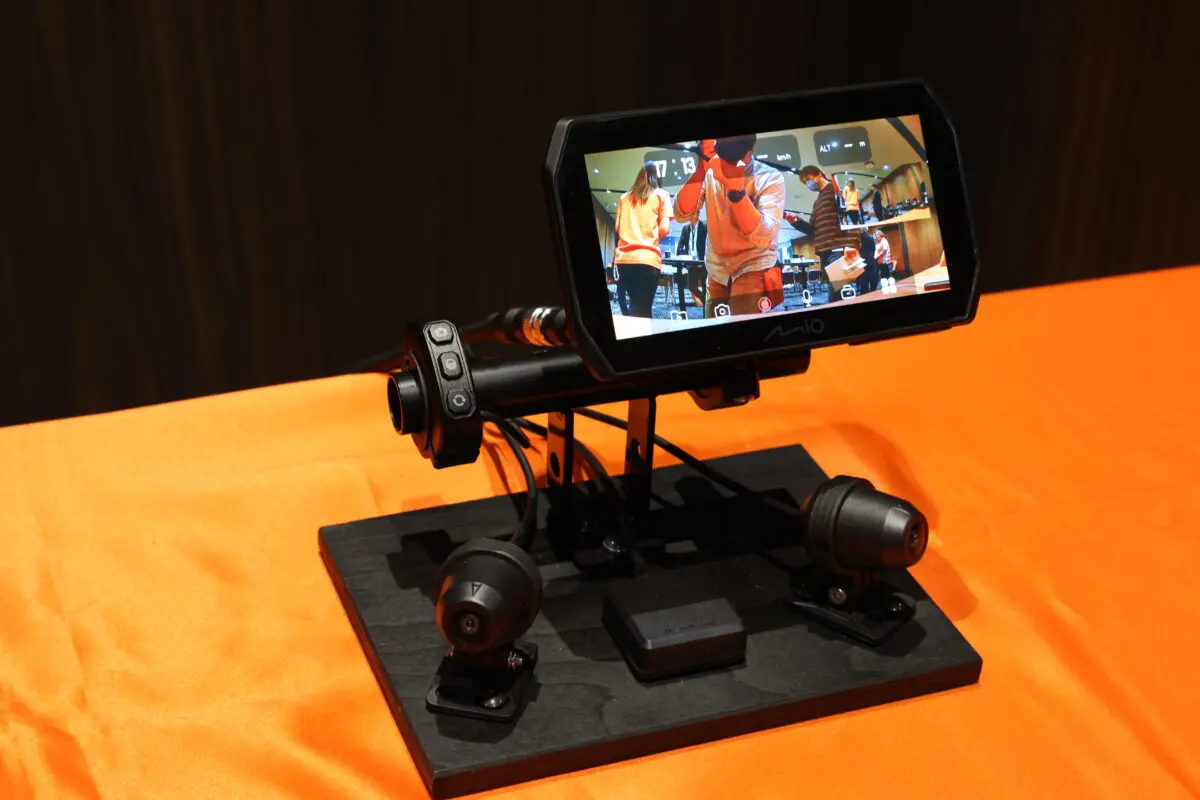 1年半の保証付きで税別6万4000円 コスパ抜群のMioバイク用スマート