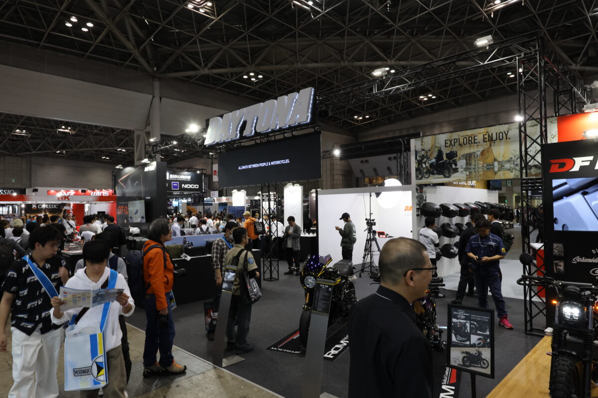 2025東京モーターサイクルショーのデイトナブース