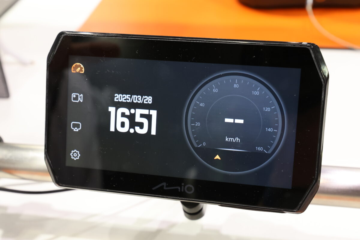 Mio Mivue　MK50 スマートモニター